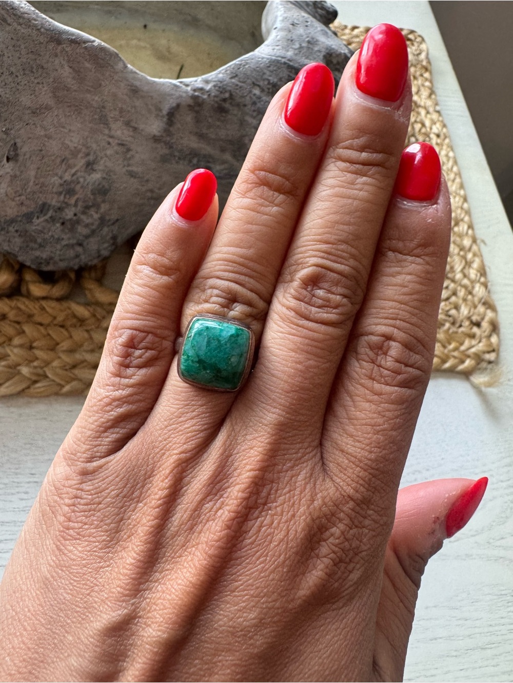 GREEN MALACHITE STERLING SILVER RING - Picture 3 of 10